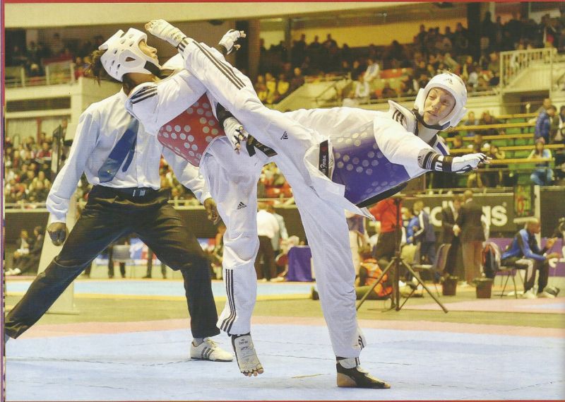 club taekwondo 77